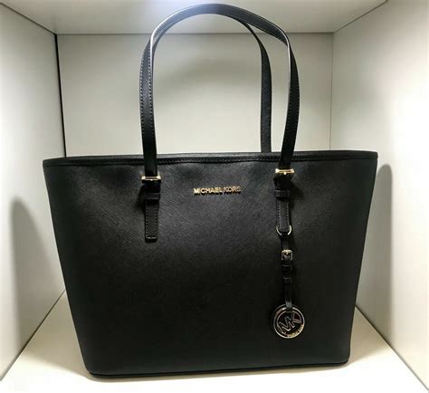 petit sac a main michael kors noir|Mehr.